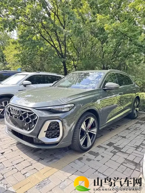 奥迪新Q5L曝光！40万级豪华SUV价格战要打响？-2
