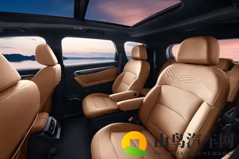 10万能卖爆?2.0T+9DCT超带感,想买SUV要看看-1