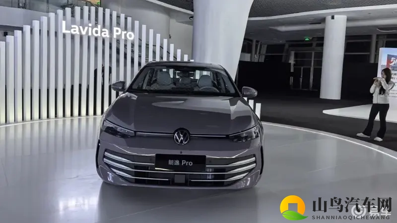 国民家轿大升级！朗逸 Pro 限时价888万元起-1