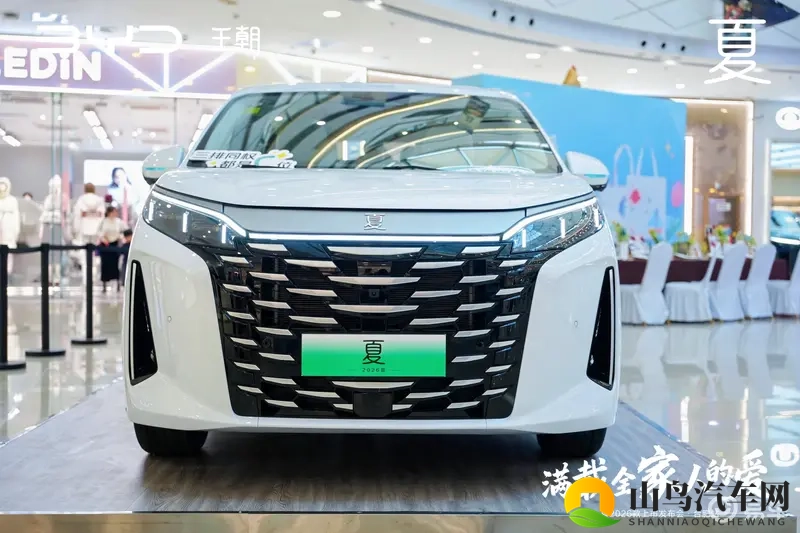 这台MPV，能让“爸爸”成为“家庭头等舱首席官”-1