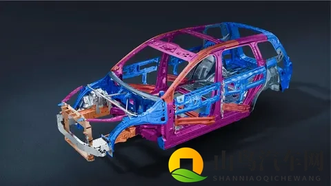 TA来了，无需动手，脚踩AR图标开后备箱，腾势N8L让优雅成为习惯-1