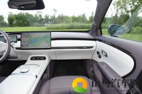 预售1199万元起，长安启源A06能否满足全家出行需求？-1