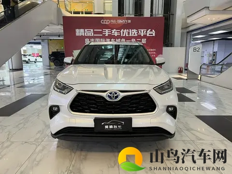 20万出头拿下丰田汉兰达,奶爸家用准新车?-1