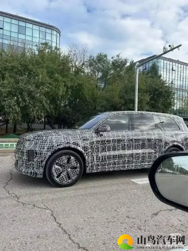 大炕上和亲亲公的性事：汽车亲情之旅：见证温馨驾驶哲学-1