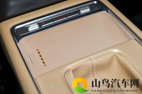 10万级家用MPV新选择，星光730综合实力值得关注-2