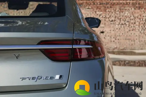 置换补贴至高 2 万!星瑞东方曜这波燃油车福利太懂打工人了-3