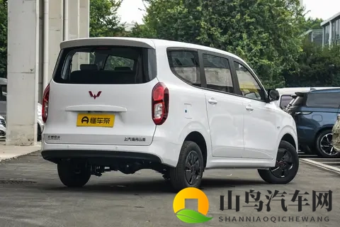 548万元起 新款五菱宏光家族上市 燃油_增程_纯电全都有-1