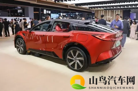 丰田bZ5售价1298万起,但只有高配才有高阶智驾-1