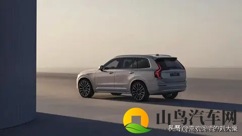沃尔沃憋大招！6389万起新车上市，空间升级碾压同级家用SUV-2