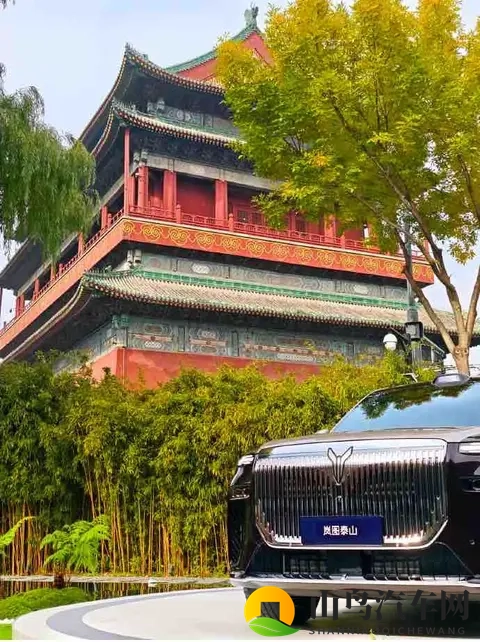 岚图泰山载家奔赴山河-1