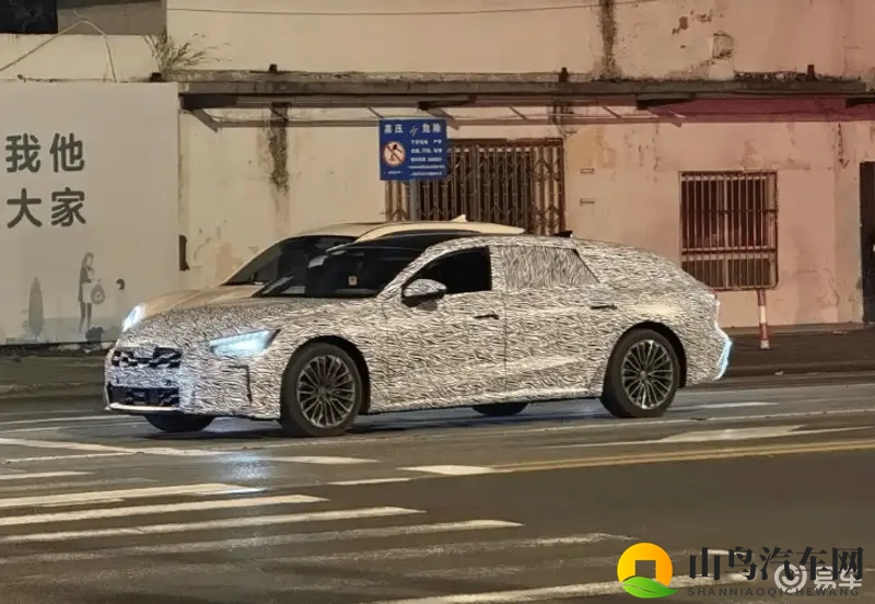 新奥迪A7L旅行版谍照曝光，尺寸升级，无框车门吸睛-1