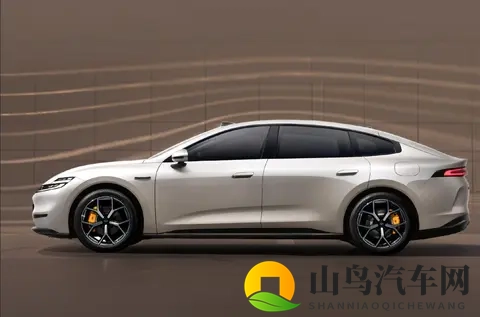 豪华旗舰！凯迪拉克新CT6 全款一口价28.99万起-1