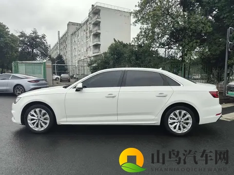 12万多入手豪华座驾,20款一手奥迪A4L代步通勤优选-1