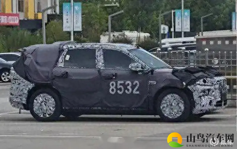 黄色404：汽车新潮流：揭秘独特车身色彩魅力-2