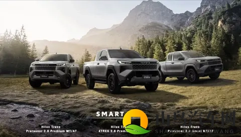 第九代丰田Hilux亮相：内饰看齐兰德酷路泽，首次推出纯电版-2