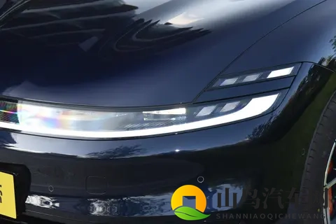 风云T11上市17.99万起入手大六座suv-1