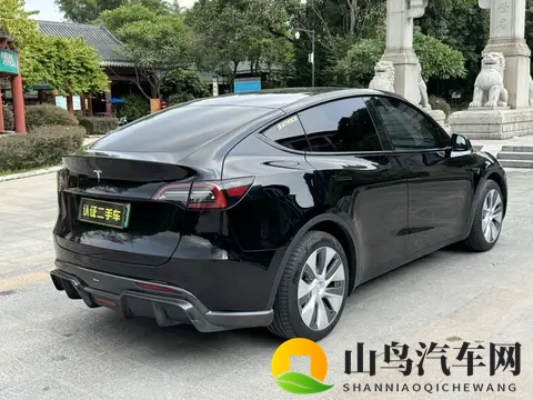 15万多拿下Model Y，23年上牌，代步家用真香？-2