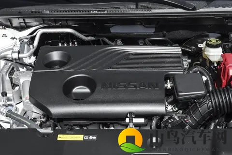 轩逸直接卷哭家轿！起售低至6万出头+终身质保，大空间太舒服-1