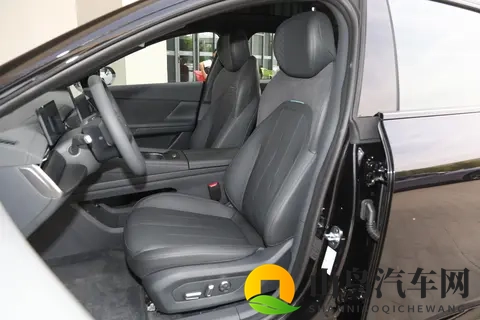 颜值性能全都要 东风奕派eπ007和昊铂GT Lite如何选-1