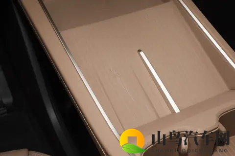 广汽昊铂A800内饰广州车展首发，为高速L3商用冲刺-1