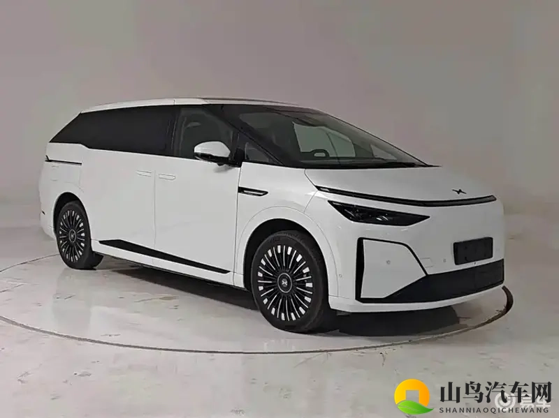 纯电动小鹏X9 Ultra申报曝光:2250TOPS算力-1