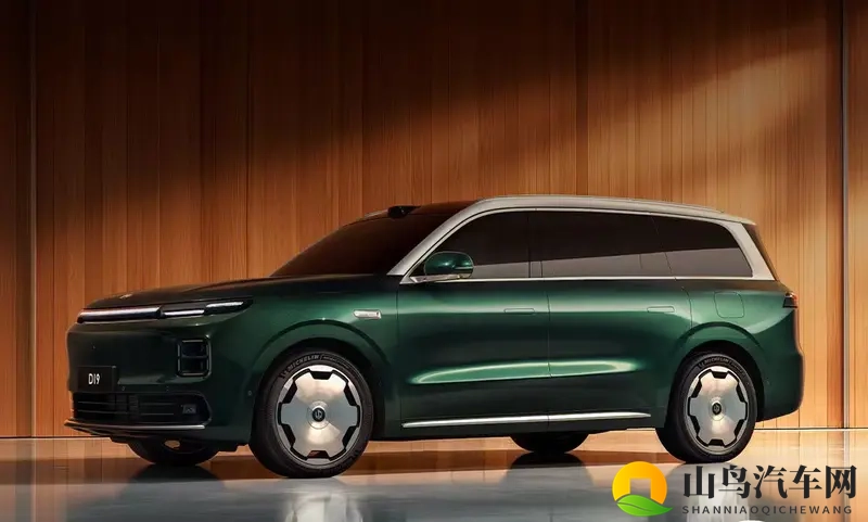 零跑D19增程版纯电续航500km，堆料能赢高端局吗？-1