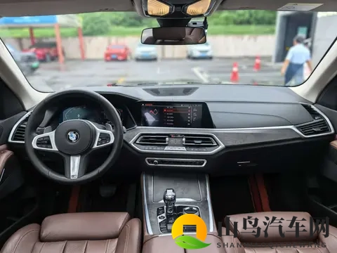 翁与小莹乡下凌晨欢爱：汽车销售凌晨火爆：夫妻凌晨欢爱成秘密因素-1