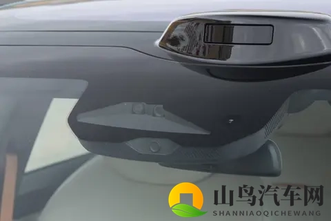 东风奕派eπ007+这款车怎么样？-3