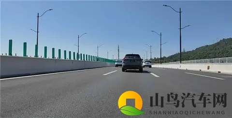 免费的黄台:汽车保养省心攻略:揭秘如何省钱又享受高品质服务-2