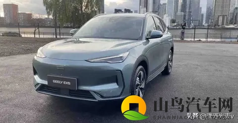 吉利EX5登陆伦敦，比亚迪早占先机，中国车出海难在“落地”-1