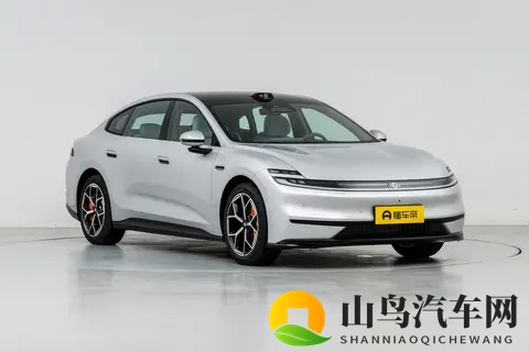 大尺寸新车来袭,续航超1500公里,挑战理想L9-1