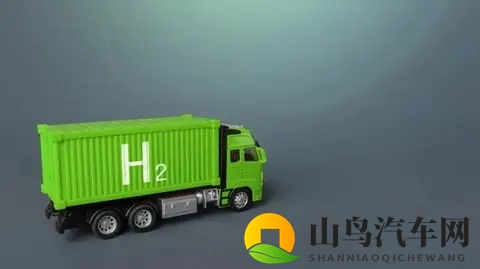 8x8x永久在线：全天候服务，八维空间，永不停歇在线-1