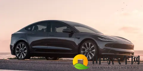 10月轿车市场博弈，油电共存，自主逆袭！-3