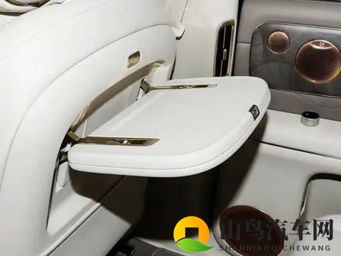 上汽最大号SUV预售3369万起!纯电续航402公里的增程车-2