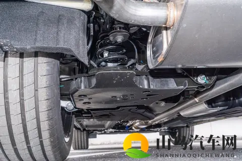 燃油车逆袭！85万人真金白银投票，星越L凭啥让合资车睡不着觉？-2