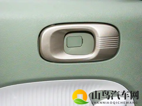 续航突破210km，8英寸大屏，全新睿蓝新车女生完全抵抗不了-1