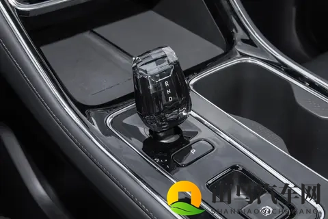 看似加推新车型实为改款?汉DM-i长续航版该怎么选?-1