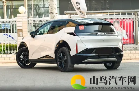 限时1458万元起,2026款极氪X上市,配置调整,提供4座_5座-1