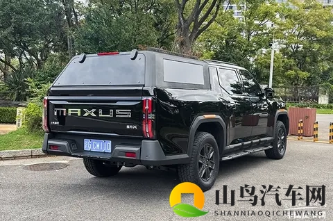 皮卡货箱盖别再乱改装!这些原厂配置让你省心又省钱-1