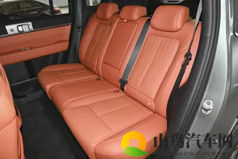 通勤远游都从容!方程豹钛7 190KM四驱Max版版体验:这波钛值了-1