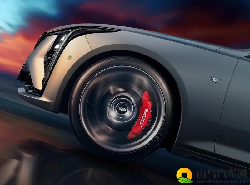 赛道血脉觉醒，凯迪拉克全新CT5新装登场-1