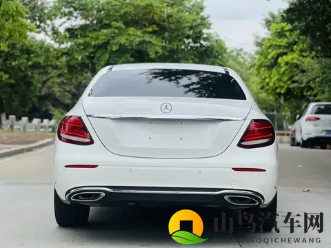 18万多拿下行政座驾！18年奔驰E300L，9万公里正当年-2