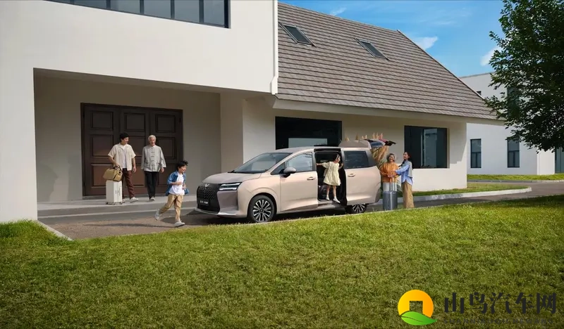 五菱星光730一车三动力配置曝光，新车于10月15日上市-1