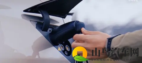 太良心了,特斯拉给老车主送免费新配件!-2