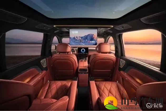 岚图新车：AI座椅+鸿蒙系统，续航与智驾双优-1