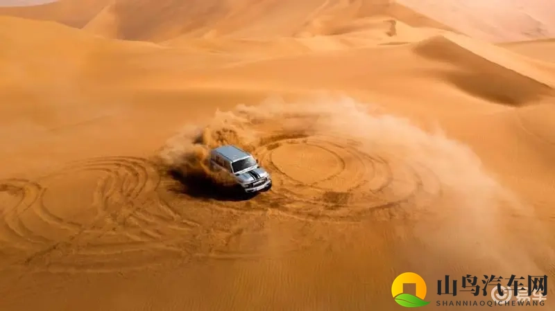 魅魔の足を罚す漫画：汽车轮胎设计：揭秘“魅魔之足”美学魅力-2