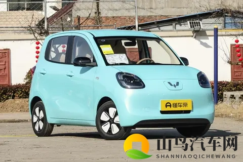 5 万级代步车首选？五菱宏光 MINIEV 四门版解析，入门款是最优解-1