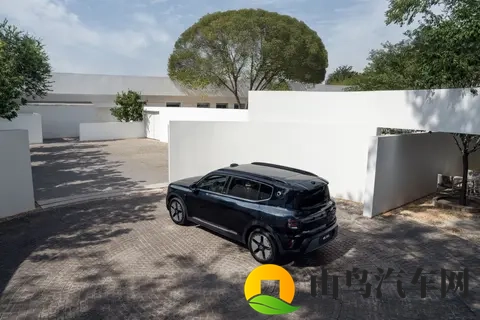 十多万入手豪华插混SUV？这台精灵5号EHD真的把5+2+7+1玩明白了！-1