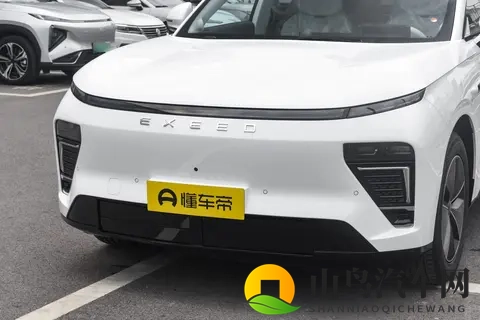 星纪元ET：20万级SUV科技平权，让舒适体验不再奢侈-1