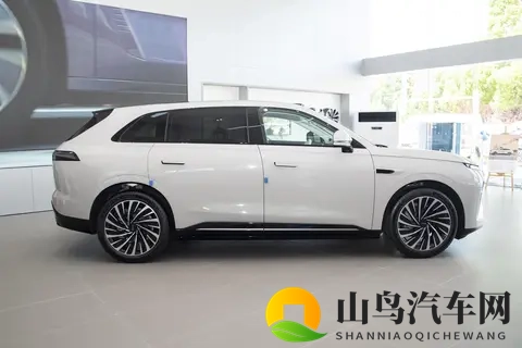 20万级SUV怎么选？星纪元ET深度分析，家用选它没错-3